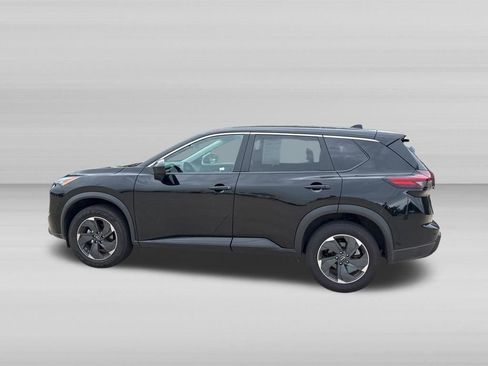 Used 2024 Nissan Rogue SV AWD/4WD image 6