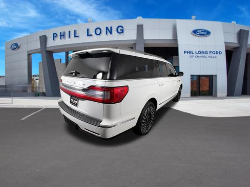 Used 2020 Lincoln Navigator L Black Label w/ Cargo Convenience Package AWD/4WD image 5