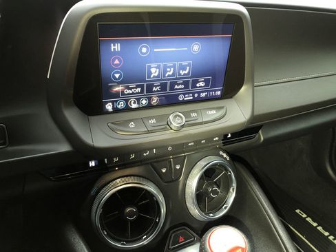 Used 2021 Chevrolet Camaro SS image 20