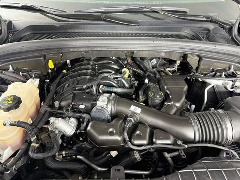 Used 2022 Jeep Grand Cherokee Limited AWD/4WD image 32