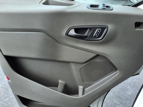 Used 2024 Ford Transit 250 Low Roof w/ Exterior Upgrade Package image 19
