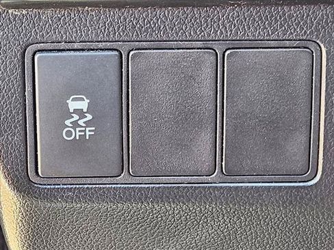 Used 2015 Honda Civic SE image 12