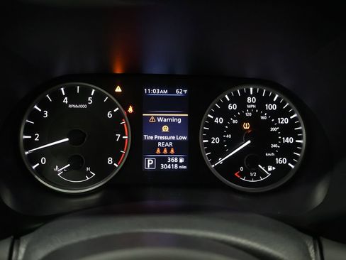 Used 2024 Nissan Sentra S image 39