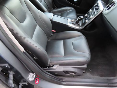 Used 2016 Volvo V60 T5 Premier AWD/4WD image 20