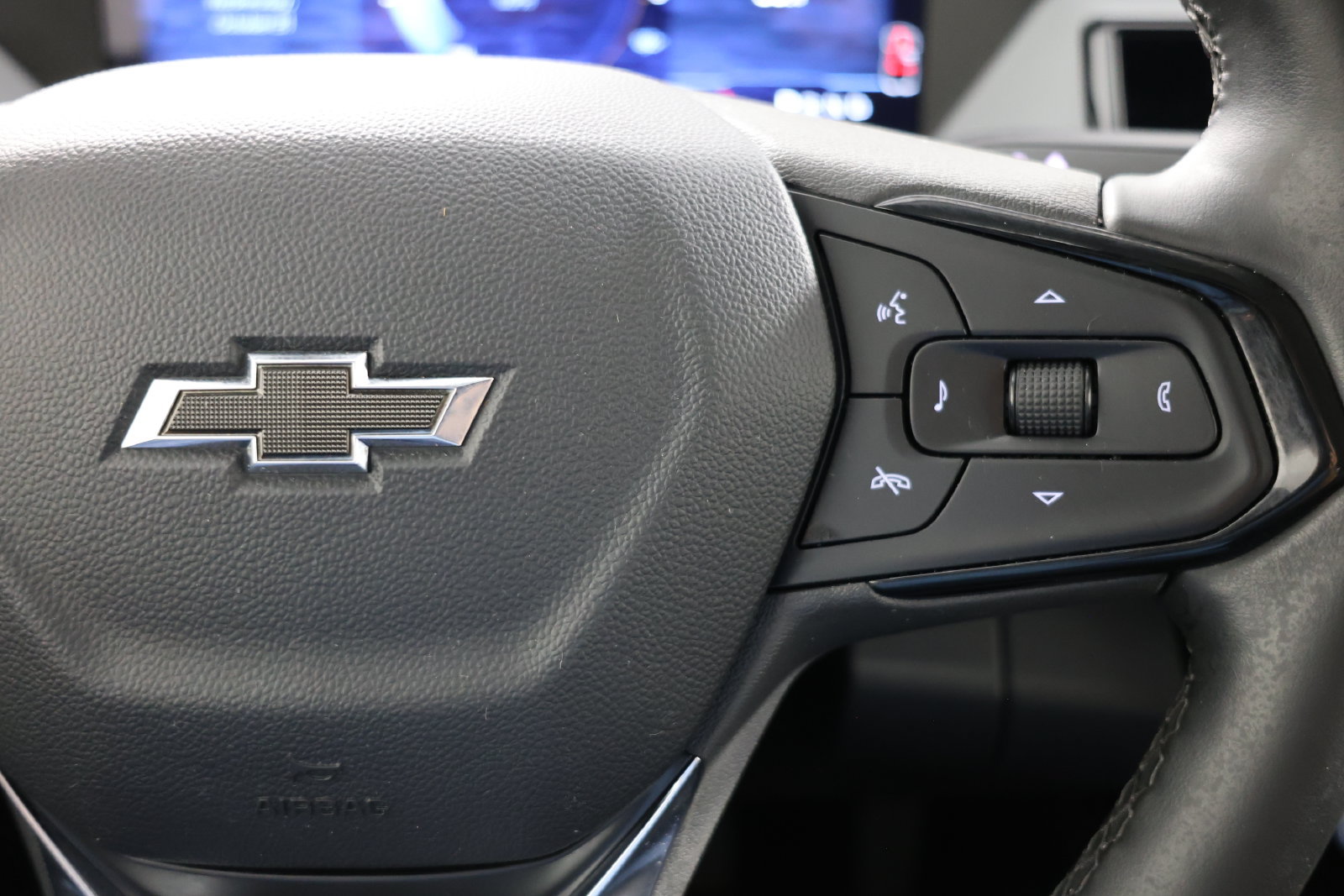 Used 2027 Chevrolet Bolt RS FWD image 26