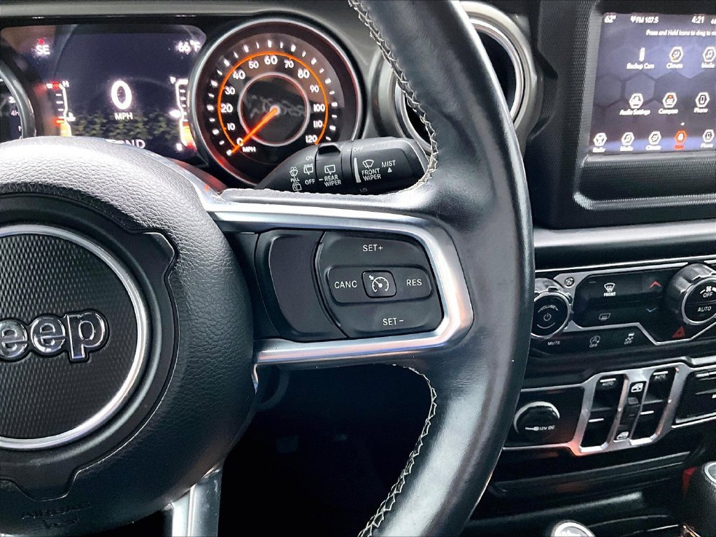 Used 2018 Jeep Wrangler Unlimited Sahara w/ Safety Group AWD/4WD image 14