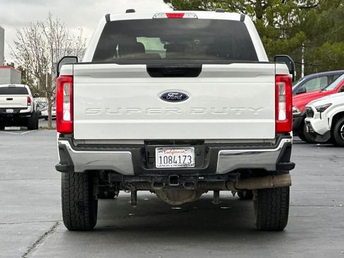 Used 2024 Ford F250 XLT w/ FX4 Off-Road Package image 8