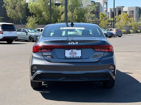 Used 2023 Kia Forte LXS FWD image 5