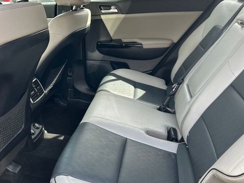 Used 2019 Kia Sportage EX w/ EX Sport Appearance Package image 10