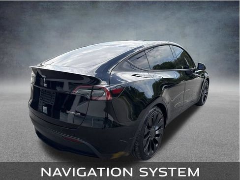 Used 2022 Tesla Model Y Performance AWD/4WD image 6