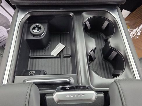 New 2026 Ford Expedition Active AWD/4WD image 21
