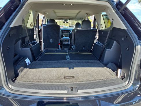 Used 2022 Volkswagen Atlas SEL Premium AWD/4WD image 14
