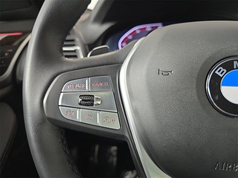 Certified 2023 BMW X4 xDrive30i w/ Premium Package image 17