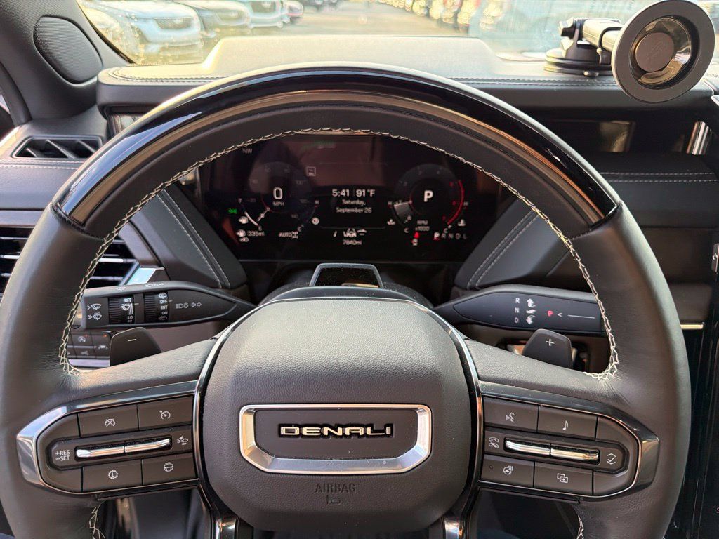 Used 2026 GMC Yukon XL Denali Ultimate w/ LPO, Floor Liner Package AWD/4WD image 24