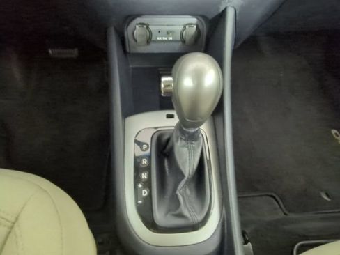 Used 2013 Kia Rio EX FWD image 27