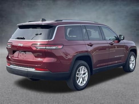 Used 2023 Jeep Grand Cherokee L Laredo w/ Luxury Tech Group I AWD/4WD image 3
