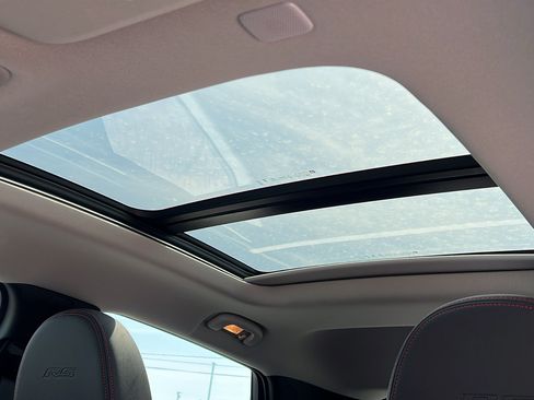 New 2027 Chevrolet Bolt RS w/ Technology Package FWD image 29