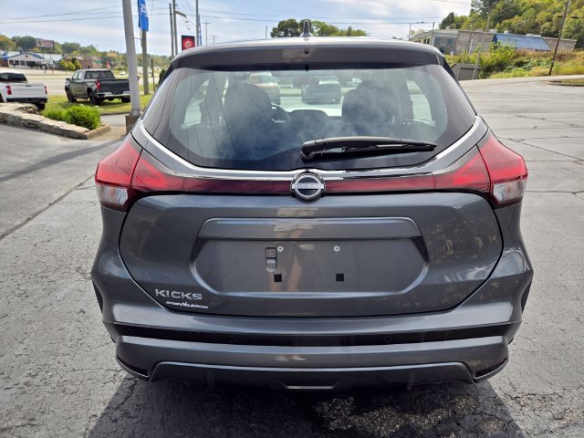 Used 2025 Nissan Kicks Play S FWD image 7