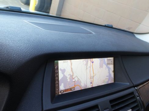 Used 2012 BMW X5 xDrive35d image 68