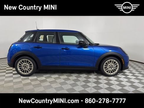 New 2025 MINI Cooper 4-Door Hardtop image 8