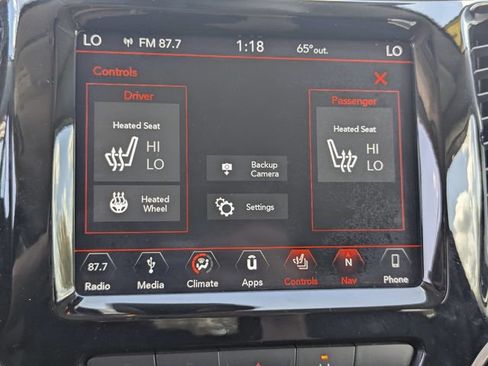 Used 2019 Jeep Cherokee Limited w/ Technology Group FWD image 33