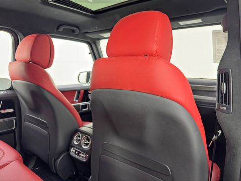 Used 2021 Mercedes-Benz G 550 G 550 w/ Exclusive Interior Package image 41