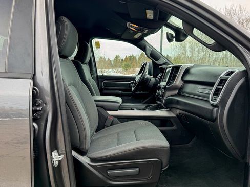 Used 2021 RAM 1500 Big Horn image 9