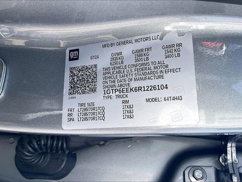 Used 2024 GMC Canyon AT4X AWD/4WD image 16