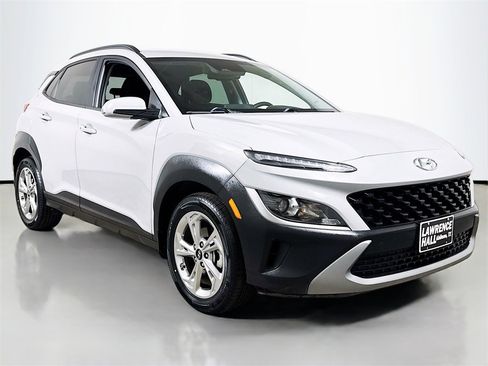 Used 2022 Hyundai Kona SEL w/ Cargo Package image 3