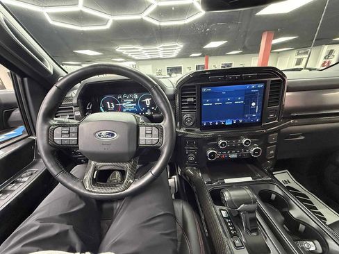 Used 2022 Ford F150 Lariat w/ Equipment Group 502A High AWD/4WD image 8