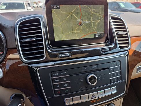 Used 2019 Mercedes-Benz GLS 450 4MATIC image 13