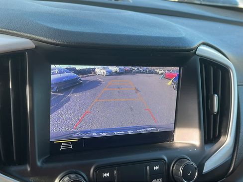 Used 2019 GMC Terrain SLE w/ Driver Convenience Package image 16