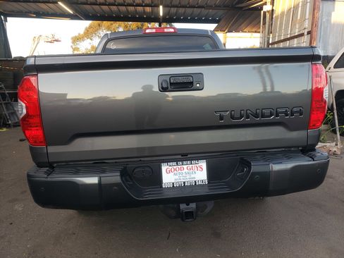 Used 2016 Toyota Tundra Limited w/ Limited Premium Package image 4