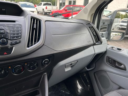 Used 2018 Ford Transit 350 XL RWD image 19