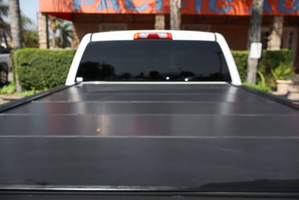 Used 2016 GMC Sierra 1500 SLE w/ All-Terrain Package AWD/4WD image 8