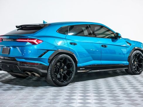 Used 2023 Lamborghini Urus Performante image 6