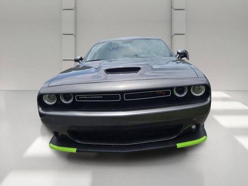 Used 2019 Dodge Challenger R/T RWD image 2