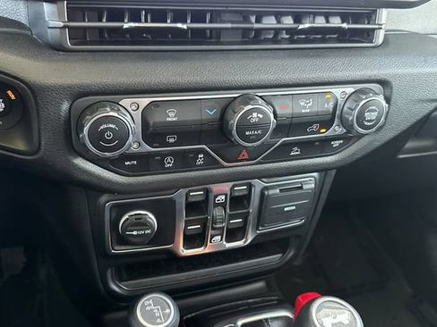 Certified 2024 Jeep Wrangler Unlimited Sport AWD/4WD image 20