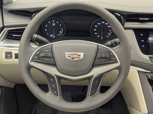 New 2026 Cadillac XT5 Premium Luxury w/ LPO, Floor Liner Package image 11