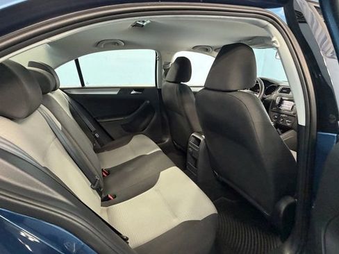 Used 2017 Volkswagen Jetta S FWD image 13