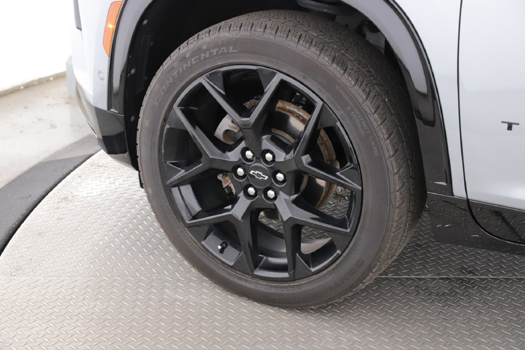 Used 2024 Chevrolet Traverse RS AWD/4WD image 13