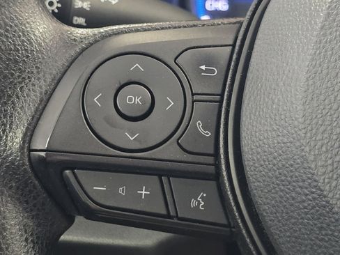 Certified 2022 Toyota RAV4 LE AWD/4WD image 30