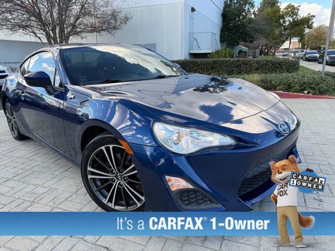 Used 2013 Scion FR-S 10 Series image 3