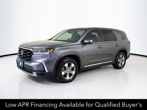 Used 2024 Honda Pilot EX-L image 3