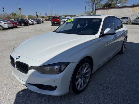 Used 2015 BMW 320i xDrive Sedan AWD/4WD image 4