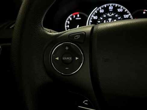 Used 2013 Honda Accord LX image 23