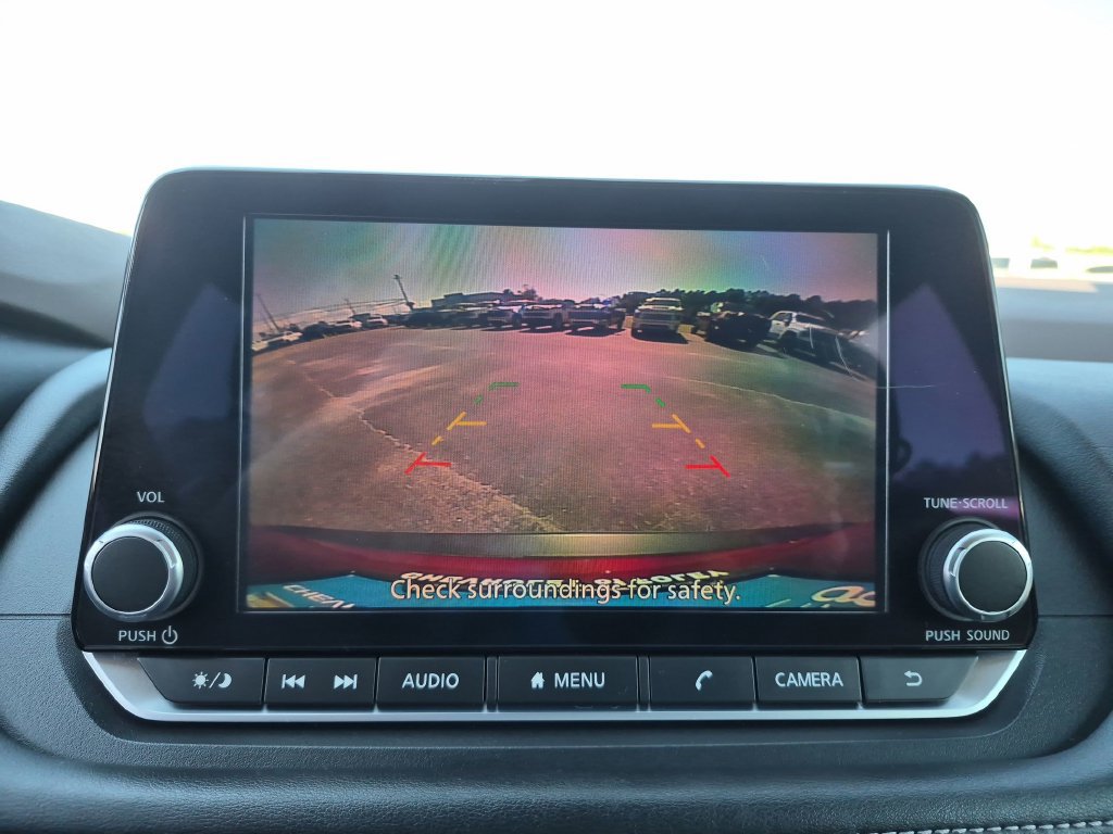 Used 2023 Nissan Rogue S FWD image 24
