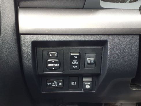 Used 2021 Toyota Tundra SR5 image 28