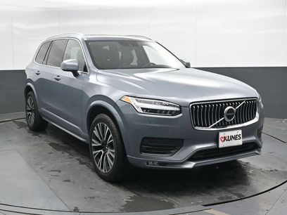 Used 2022 Volvo XC90 T6 Momentum w/ Climate Package