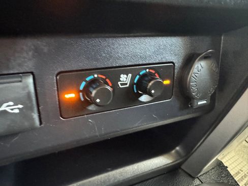 Used 2022 Toyota 4Runner Limited image 14